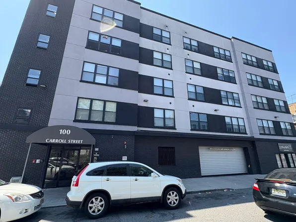 100 Carroll St, Paterson, NJ 07501