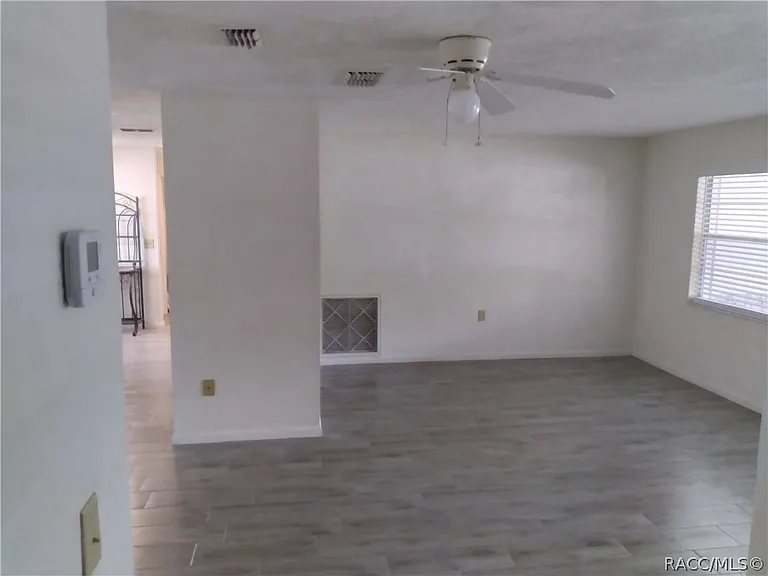 230 S Fillmore St — Photo 2
