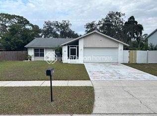 720 Granite Rd, Brandon, FL 33510