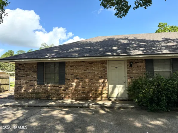 100 Charolais St APT B, Lafayette, LA 70506