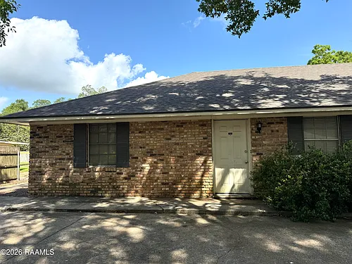 100 Charolais St #B Photo 1