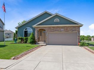 1701 106th Ave, Crown Point, IN 46307