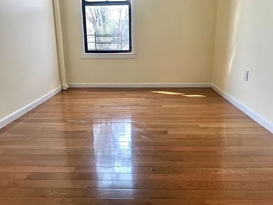 Rented by Axxess Realty Group | media 15