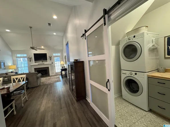 806 Reach Crst, Birmingham, AL 35242