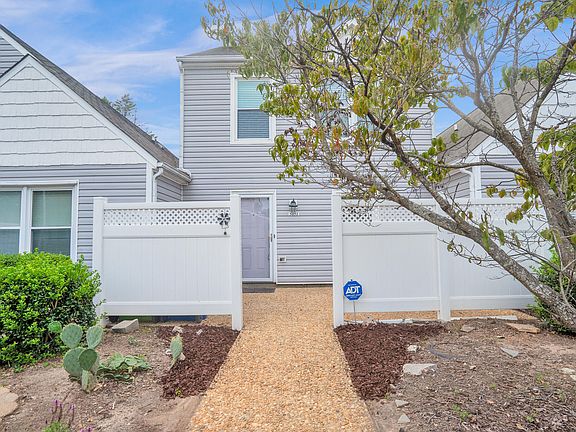 2nd image of 5051 Avenida Del Sol Dr