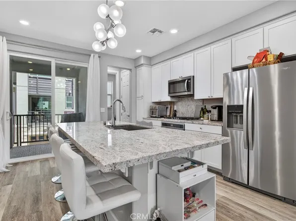 469 Desert Holly St, Milpitas, CA 95035