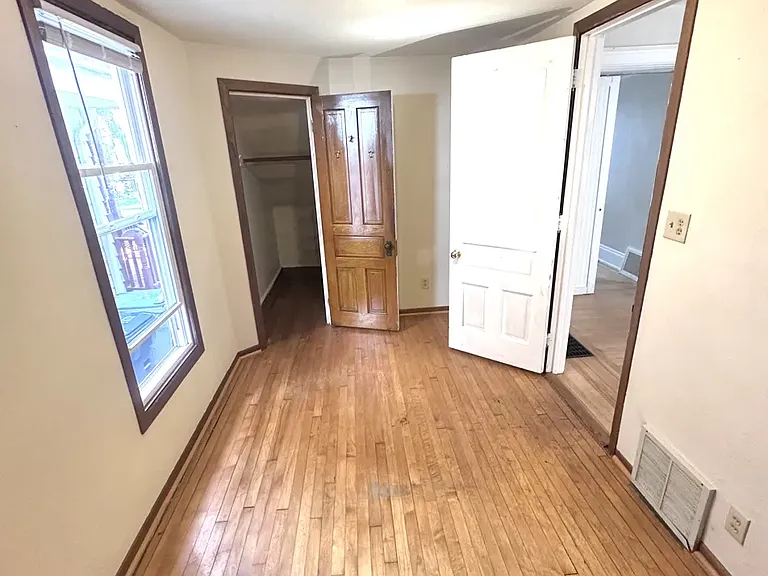 1717 N Astor St #1717 — Photo 11