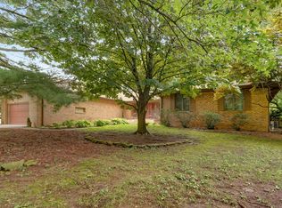 667 S Broadview Dr, Springfield, MO 65809