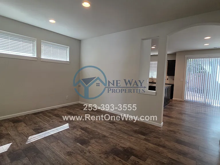 10518 191st Street Ct E — Photo 6