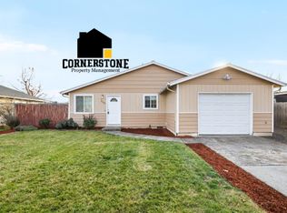 106 N Buchanan Ave, Eagle Point, OR 97524