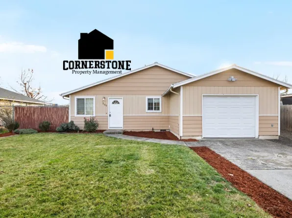 106 N Buchanan Ave, Eagle Point, OR 97524