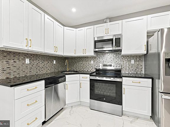 3rd image of 5419 Delancey St