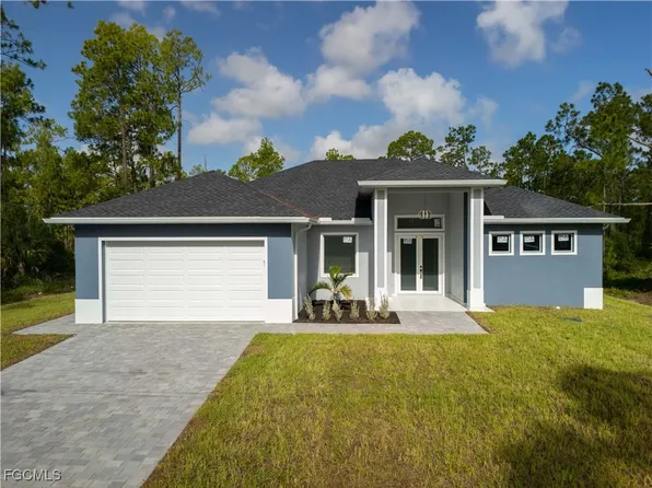 1213 Wellington Ave, Lehigh Acres, FL 33972