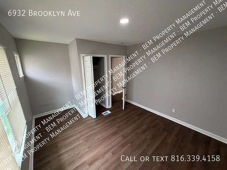 6932 Brooklyn Ave — Photo 11