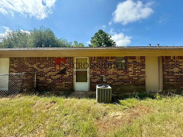 12402 Gentry Triplex — Photo 16