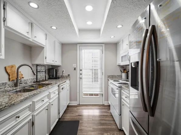 3936 Laura Leigh Ln, Friendswood, TX 77546