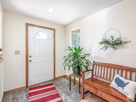 4th image of 19835 324th Avenue NE