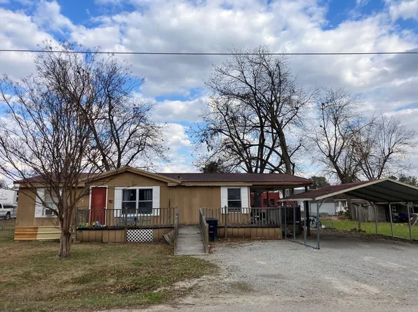 168 E Court St, Piggott, AR 72454