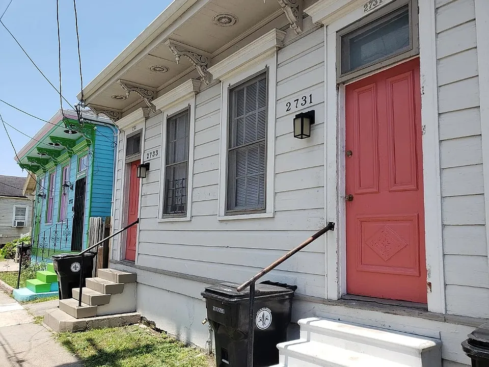2731 Orleans Ave
