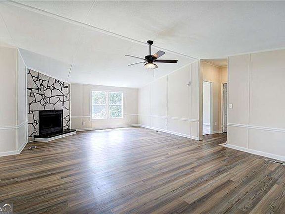 3rd image of 471 Homer Cochran Rd