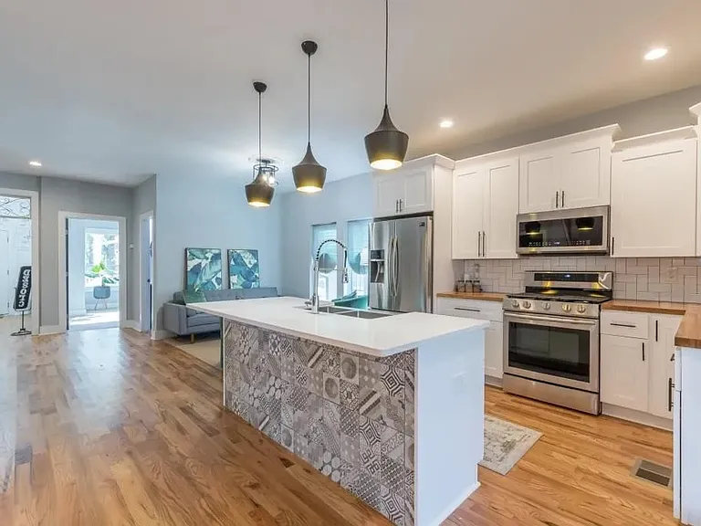 1659 Olympian Way SW — Photo 10