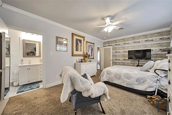 2934 W Ryan Dr #B — Photo 8