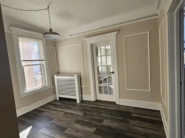 (undisclosed Address), Farmingdale, NY 11735