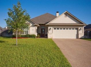 114 Walcourt Loop, College Station, TX 77845