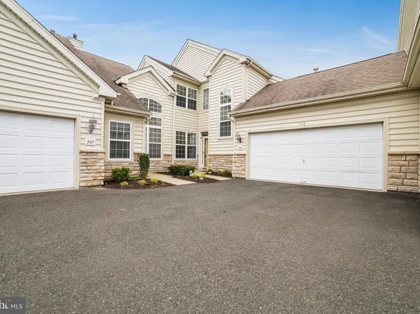 308 Eaton Ct, Warrington, PA 18976