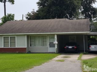 2825 Arthur Ln, Beaumont, TX 77703