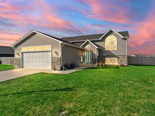 7462 Arbor Ct, Portage, IN 46368