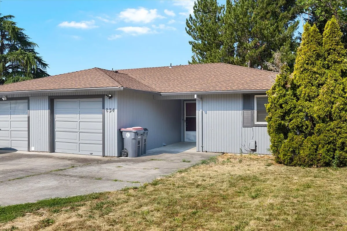 467, ID #, 834 Olympic Avenue - 1 — Photo 2