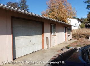 303 Oak St, Sutherlin, OR 97479