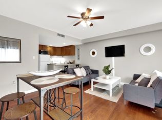 712 S 19th St #2F, Philadelphia, PA 19146