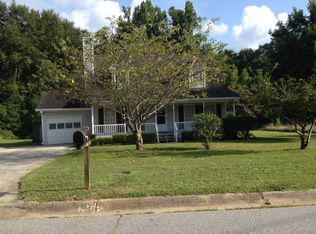 1325 Compton Woods Dr, Loganville, GA 30052