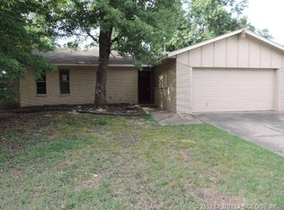 10986 E 37th St, Tulsa, OK 74146