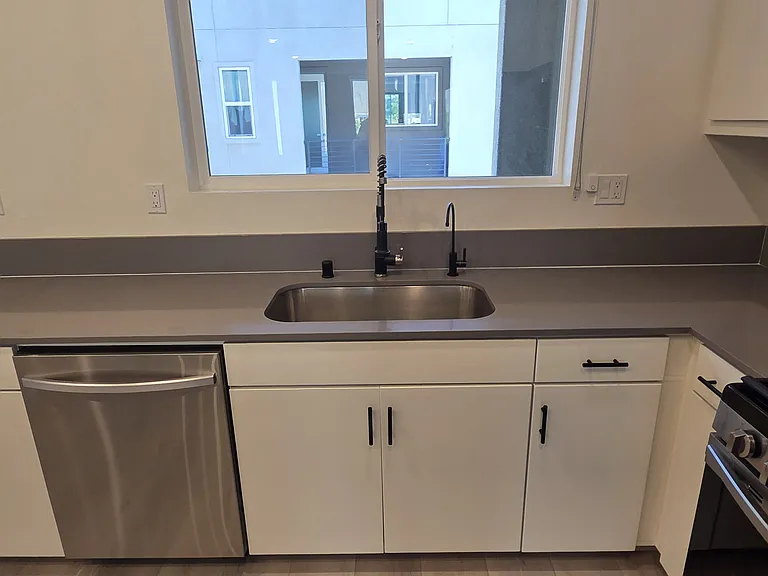 5280 Beachfront Cv #240 — Photo 8