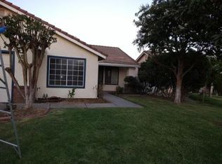 865 Maple Ct, Livingston, CA