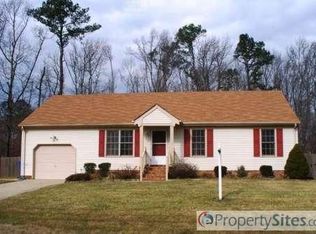 608 Appaloosa Trl, Chesapeake, VA 23323