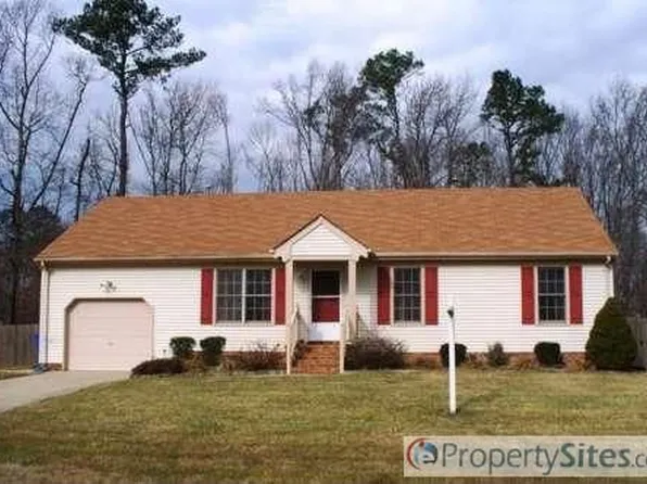 608 Appaloosa Trl, Chesapeake, VA 23323