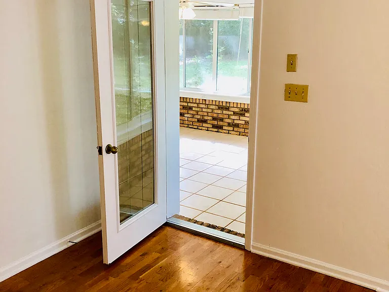10608 Lake Iamonia Dr — Photo 5
