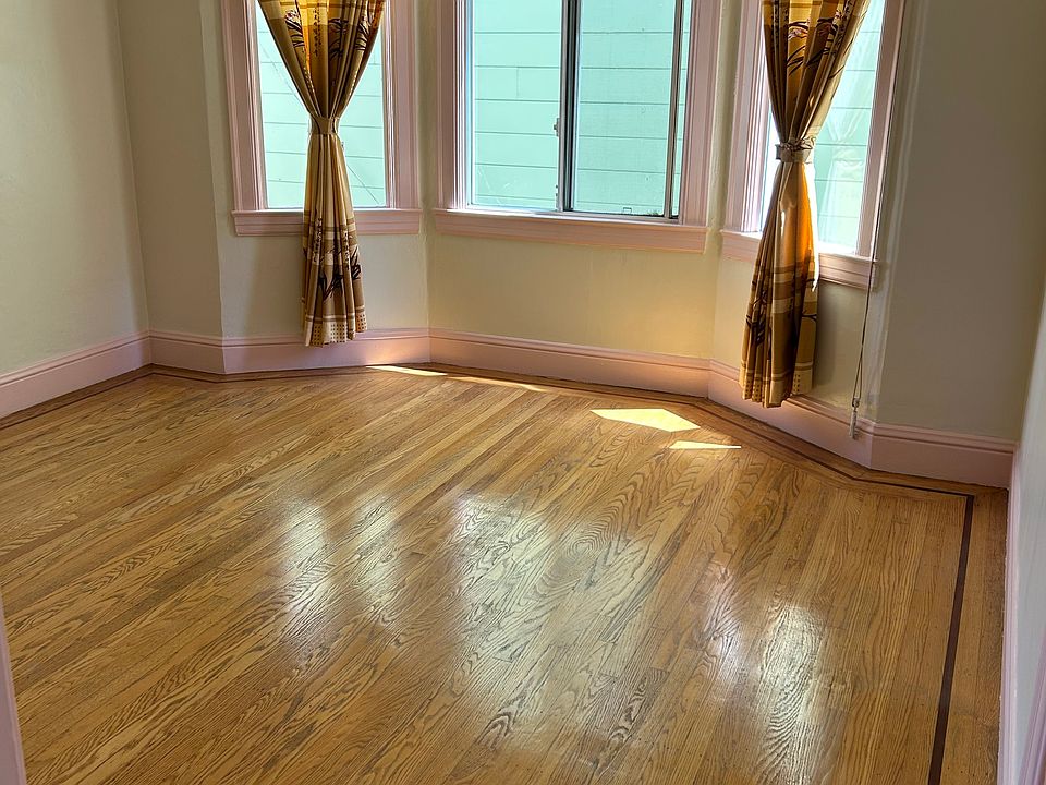 UpStairs Livingroom 2