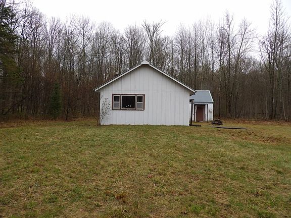 2nd image of 4596N Tower Road