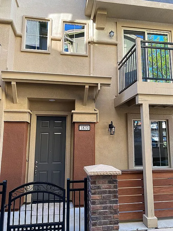 1870 Enclave Pl photo 1