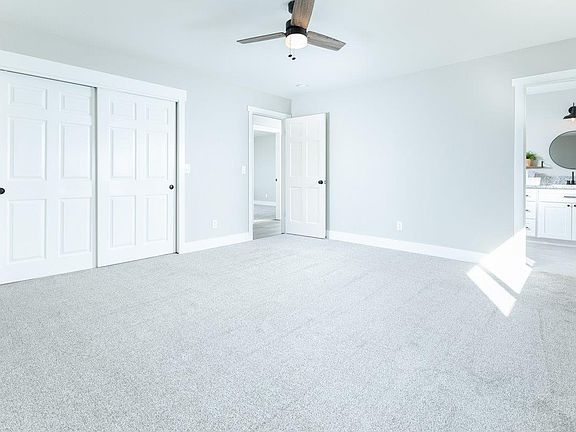 4th image of 10217 Quincy Ln