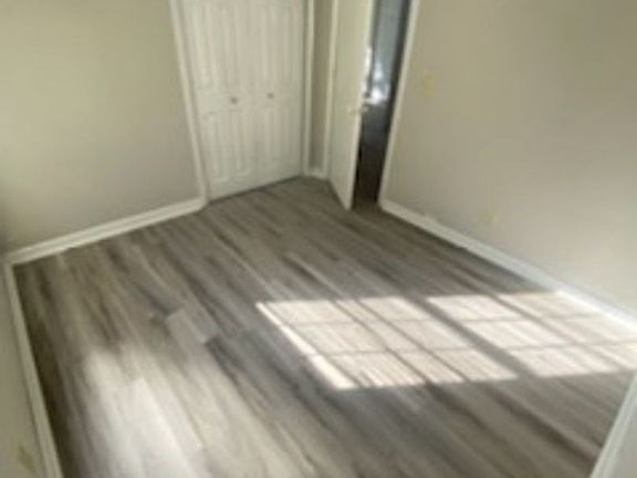 4th image of 1731 Melson Ave