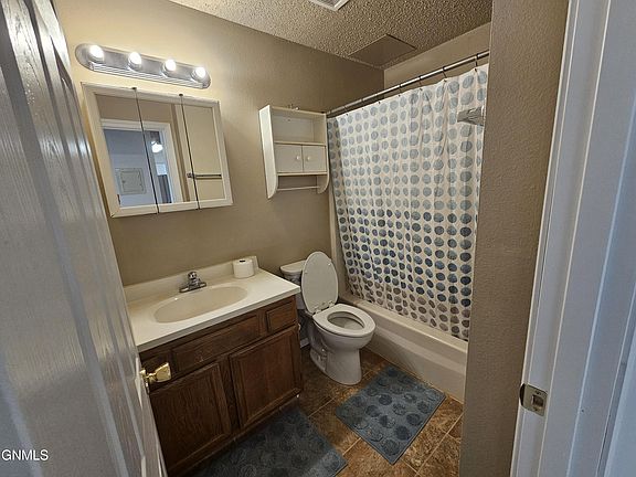 3rd image of 1112 Portland Dr APT 206