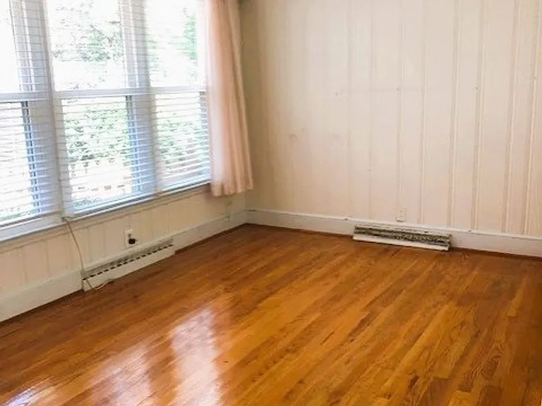 405 N Holden Rd — Photo 9