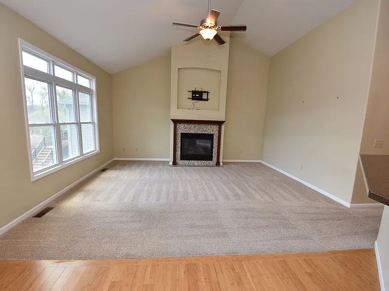 18416 Summer Wind Ln — Photo 3