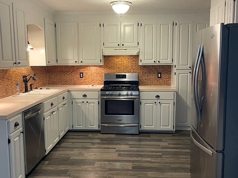 512 Greenhead Cir — Photo 12